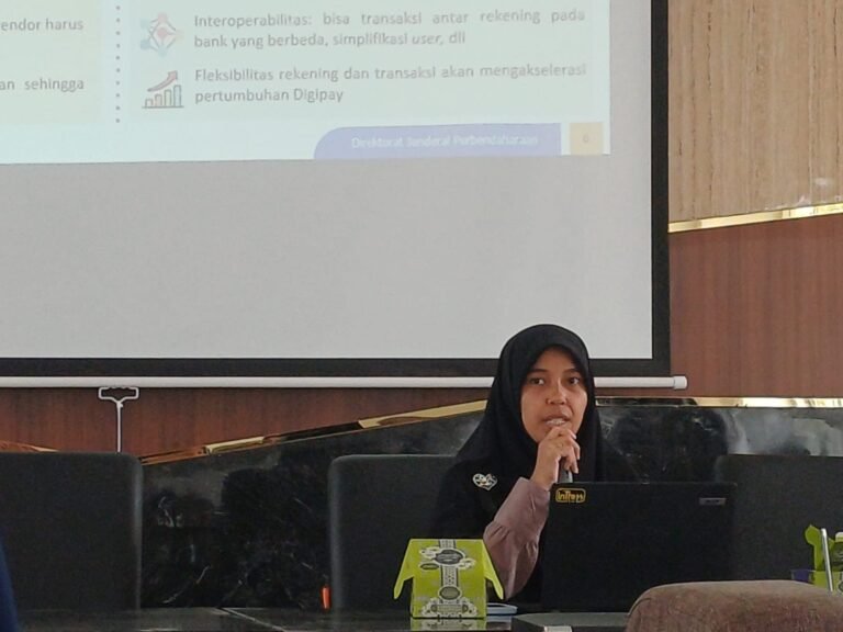 MTsN 1 Kota Sawahlunto Siap Hadapi Era Digital: Tingkatkan Kompetensi Pengelolaan Keuangan